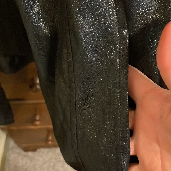 Beautiful jacket - Picture 4 of 4